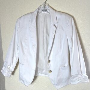 Express White Blazer With Ruched  Sleeves And Notched Lapels And Tailored Fit.